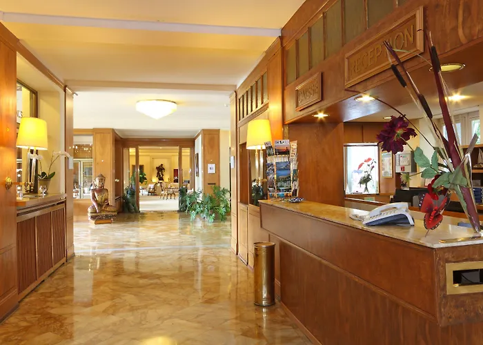 Hotel Du Grand Lac Excelsior